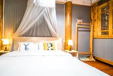 ユースホステル Tuo Tuo Guest House