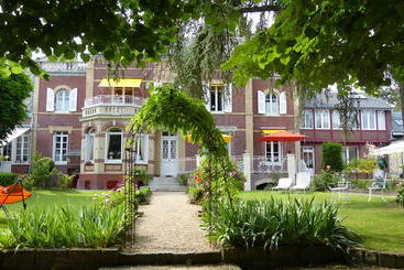 צימר Villa La Gloriette