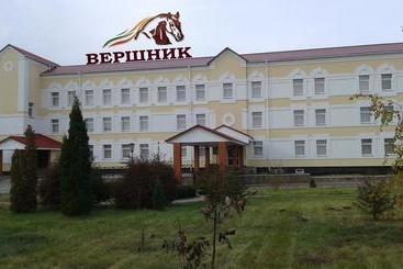 Hotel Vershnyk