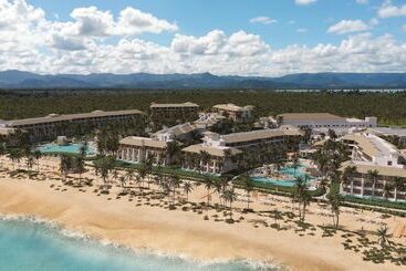 Dreams Playa Esmeralda Resort & Spa