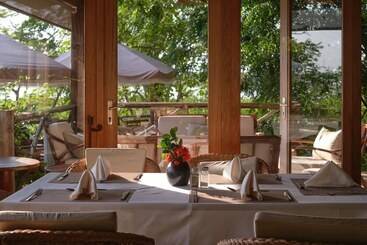 Pensão Souimanga Lodge