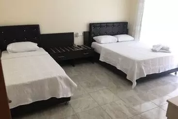 Hotel Holiday