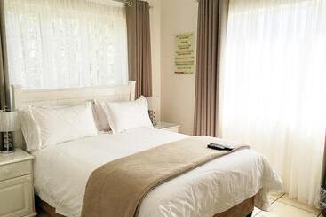 Peaches & Cream Bed & Breakfast