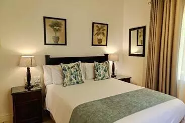 Peaches & Cream Bed & Breakfast