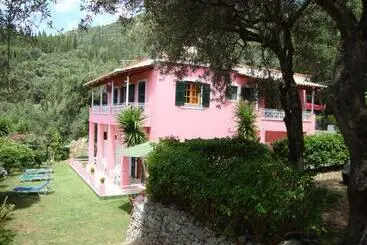 Ipsia Apartments
