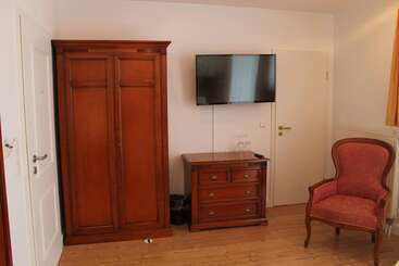 ホテル Vier Jahreszeiten Bensersiel