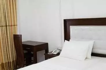 Hotel Metro Marine Dr