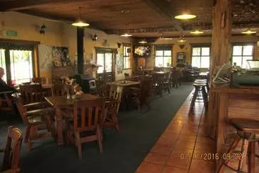 Punakaiki Rocks Hotel & Garden Bar