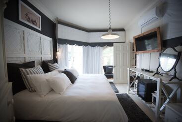 Hotell Schoon Huis Manor