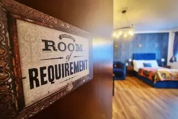 Hotel Ricky Road Guest House   Premium
