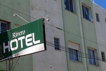 酒店 Rivero