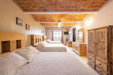 בית מלון כפרי Meson Del Conde