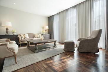 ホテル Le Papillon