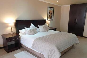 Bed & Breakfast The Lazy Grape Guest Lodge & Spa