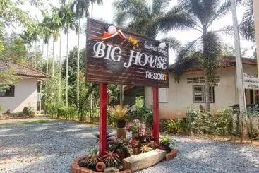 Big House Resort