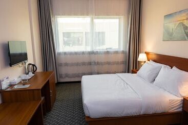 Отель Three 888