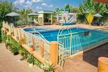 Flo garden Resort