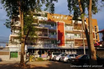 Hotel Safehouses Nakhonsawan