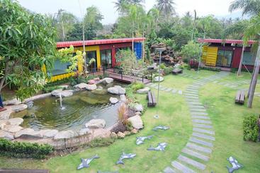 Resort Beach Box At Pran