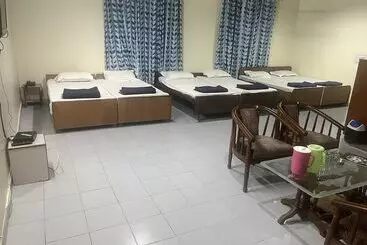 Hotel Pops Resort