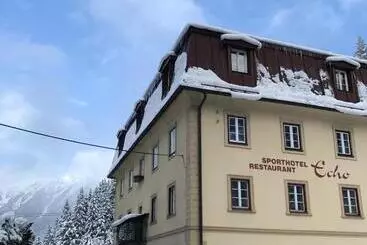 Hotel Echo
