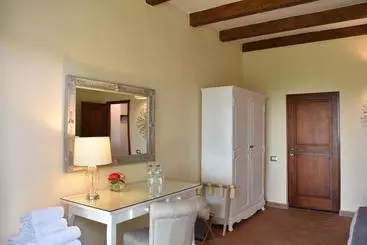 Aamiaismajoitus (B&B) Villa San Michele