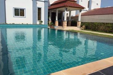 ホテル Baan Samran