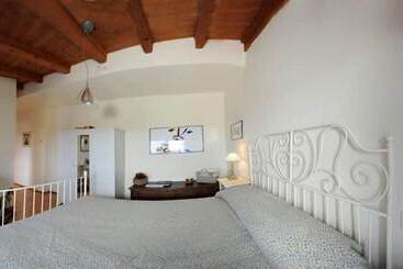 Monte Maino Bed & Breakfast