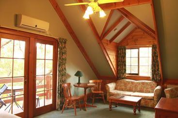 酒店 Warrenmang Vineyard Resort