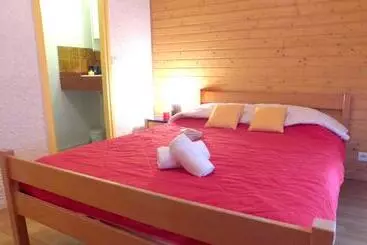 هتل Vvf Lac De Serre Ponçon