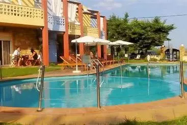 Ydna Apartments