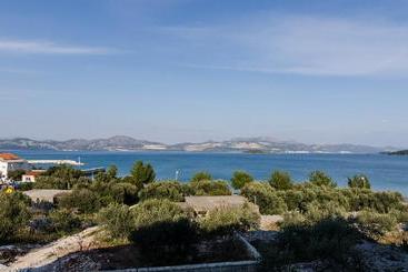 Szálloda Apartments Kula