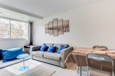 Отель Plein Sud