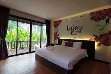 호텔 Pantharee Resort