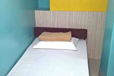 Hotel Bed And Bath At Station 120