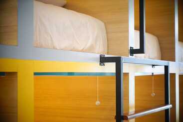 ホテル Borough Capsule Hostel Bali