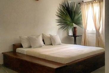 Le Koral Beach Hotel Lekbh