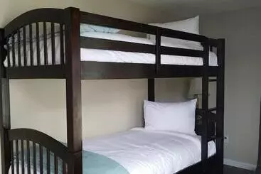 Hotelli The Waldport Inn