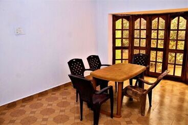 Hotel Fig Fin Beach Resort