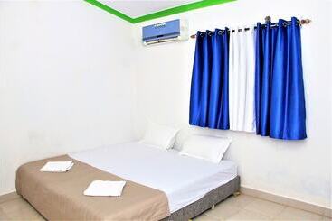 Hotel Fig Fin Beach Resort