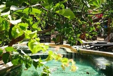 酒店 Kalua Boutique Bungalows