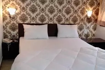 ホテル Navneet Grand