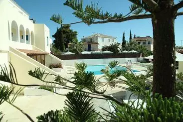 Lianos Hotel Apartments