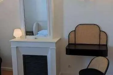 Bed and Breakfast Chambre Voltaire Ou Chambre Beckett, Terrasse En Bord De Sorgue
