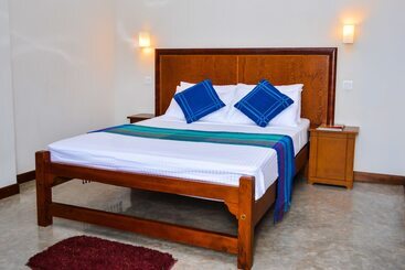 Hotel Camarin Residence