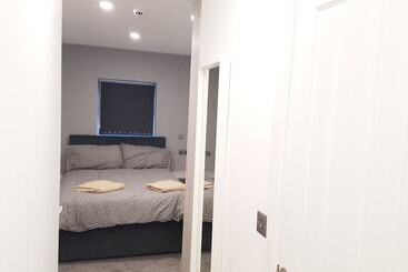 هتل Central City House