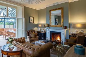 酒店 Crestow House