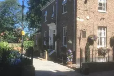 هتل Crook Lodge