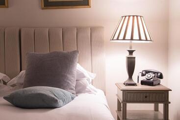 酒店 King John Inn