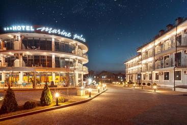 ホテル Marine Palace